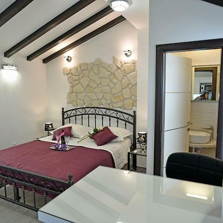 Kuzma Rooms And Apartments Split Zewnętrze zdjęcie