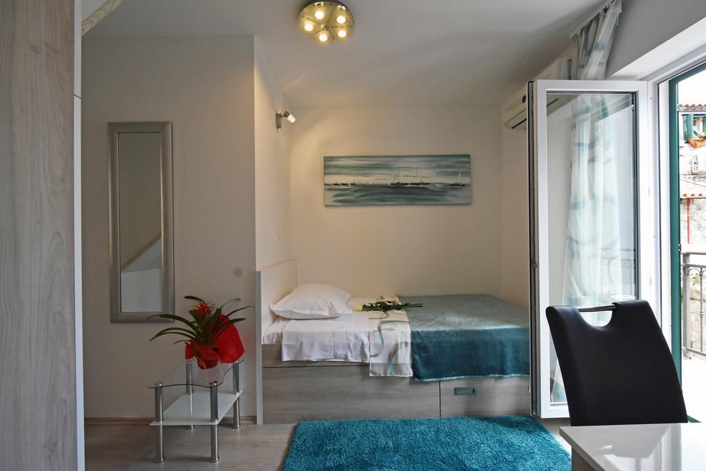Kuzma Rooms And Apartments Split Zewnętrze zdjęcie