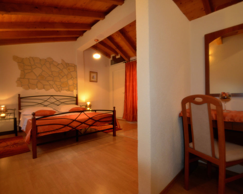 Kuzma Rooms And Apartments Split Zewnętrze zdjęcie