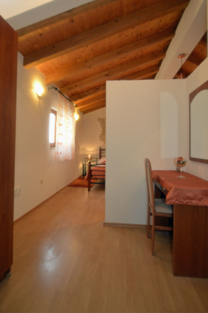 Kuzma Rooms And Apartments Split Zewnętrze zdjęcie