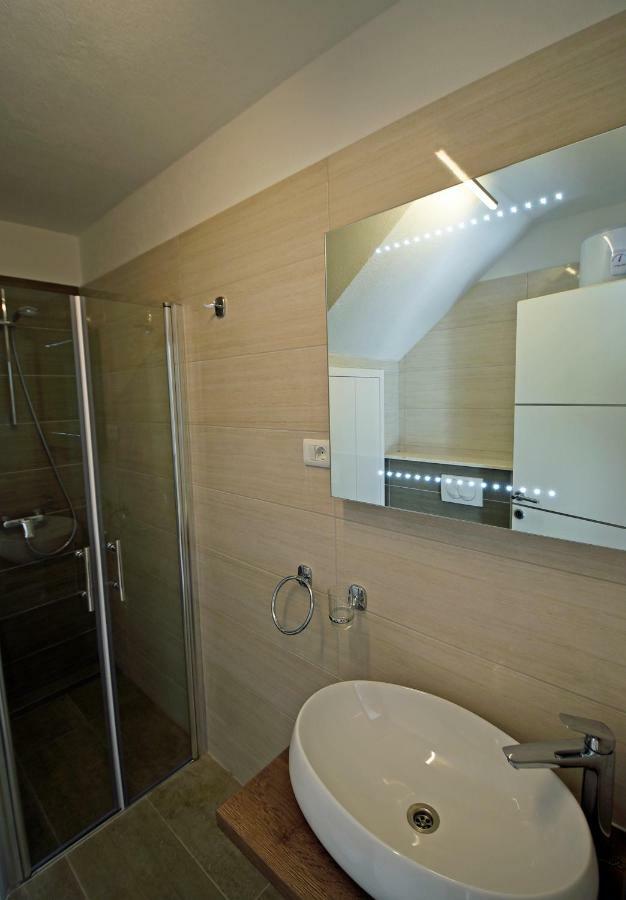 Kuzma Rooms And Apartments Split Pokój zdjęcie