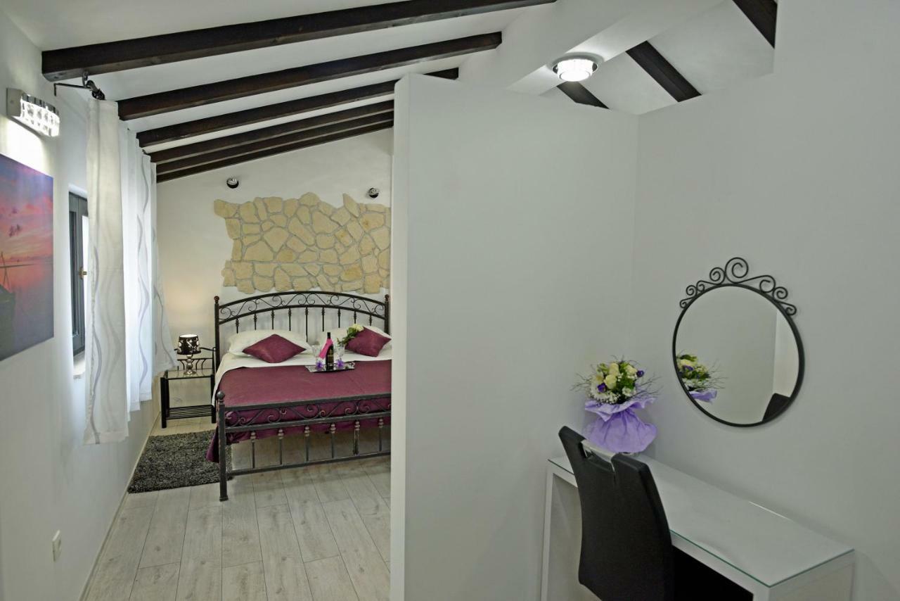 Kuzma Rooms And Apartments Split Zewnętrze zdjęcie