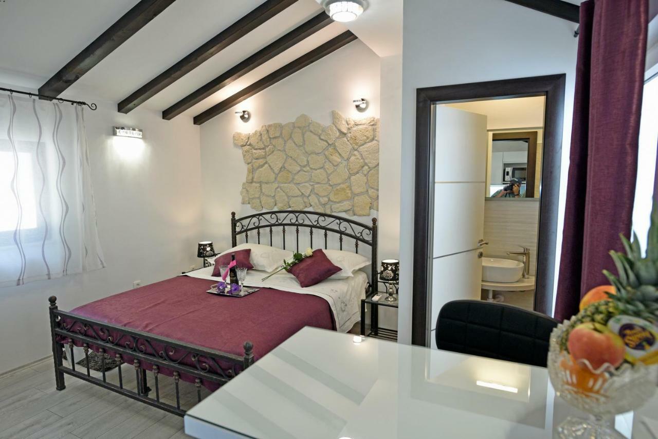 Kuzma Rooms And Apartments Split Zewnętrze zdjęcie